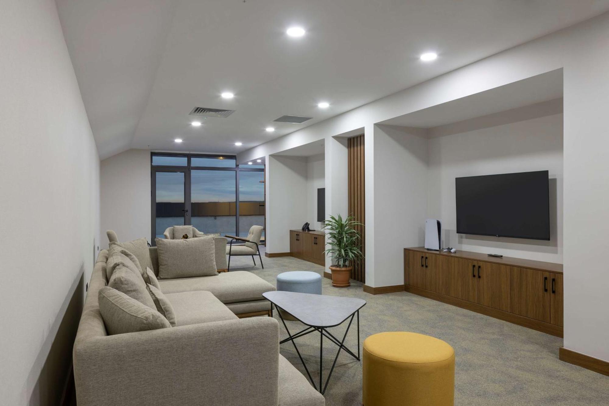 Otel Hampton By Hilton Arnavutkoy